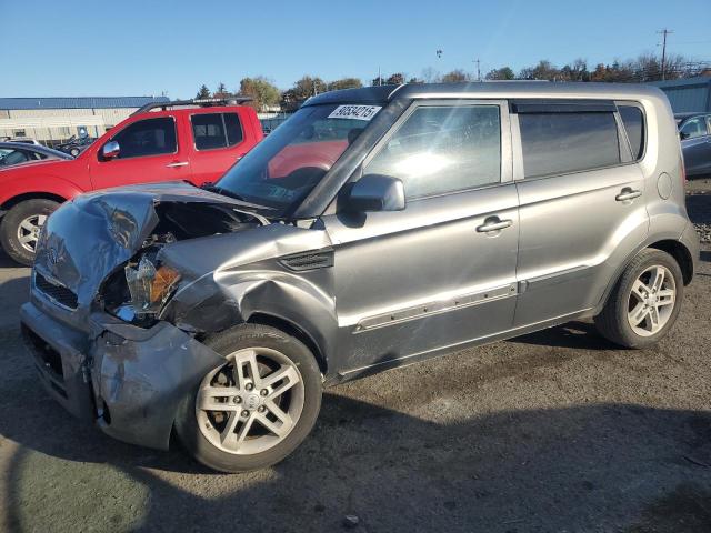 2011 Kia Soul +