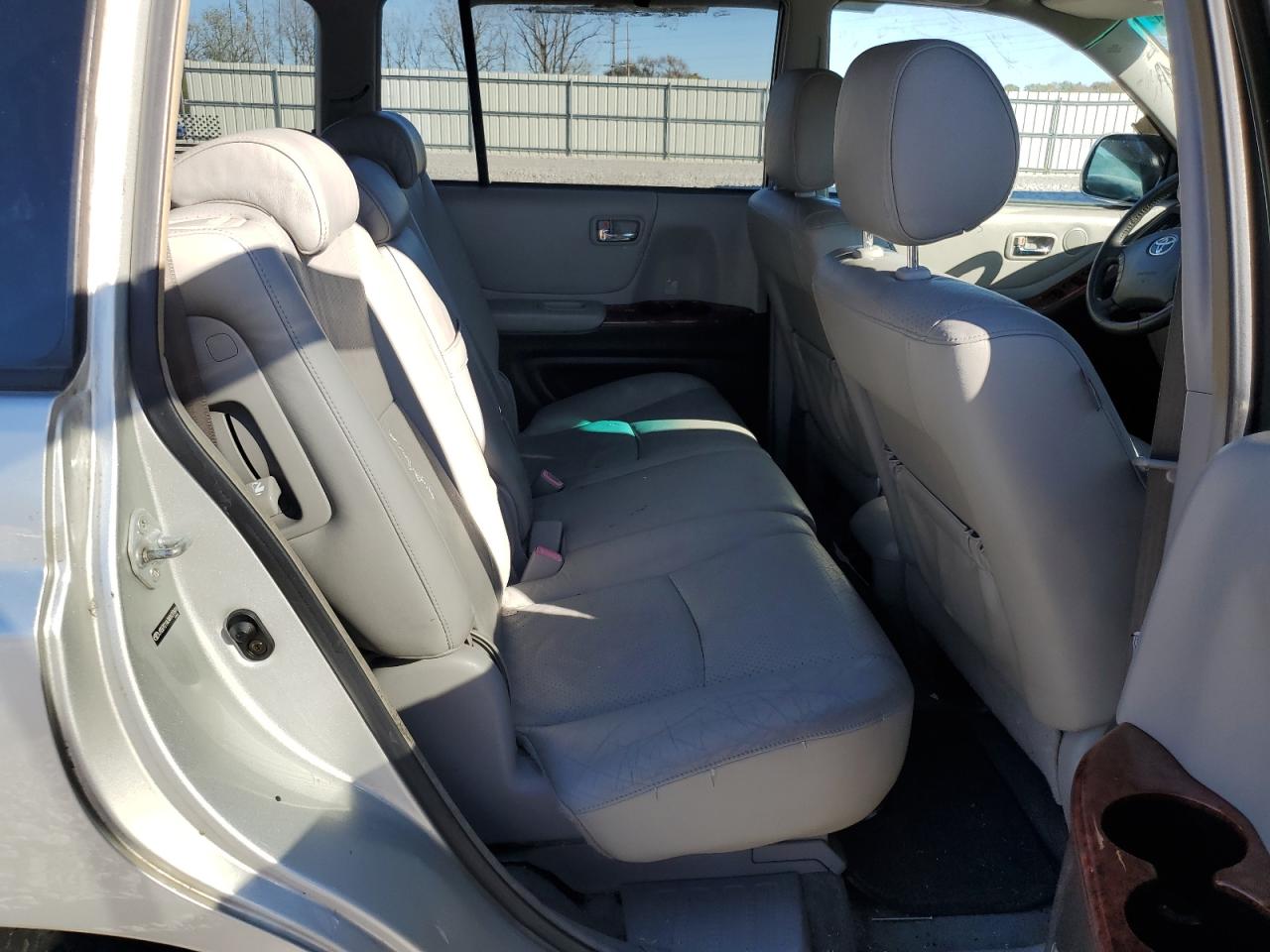2004 Toyota Highlander VIN: JTEEP21A340037601 Lot: 89520955