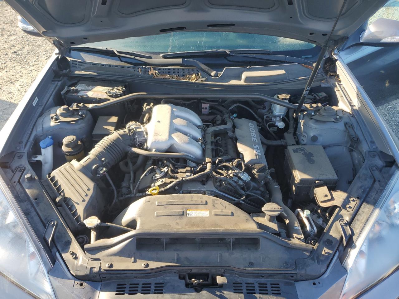 2011 Hyundai Genesis Coupe 3.8L VIN: KMHHU6KH1BU055013 Lot: 82268875