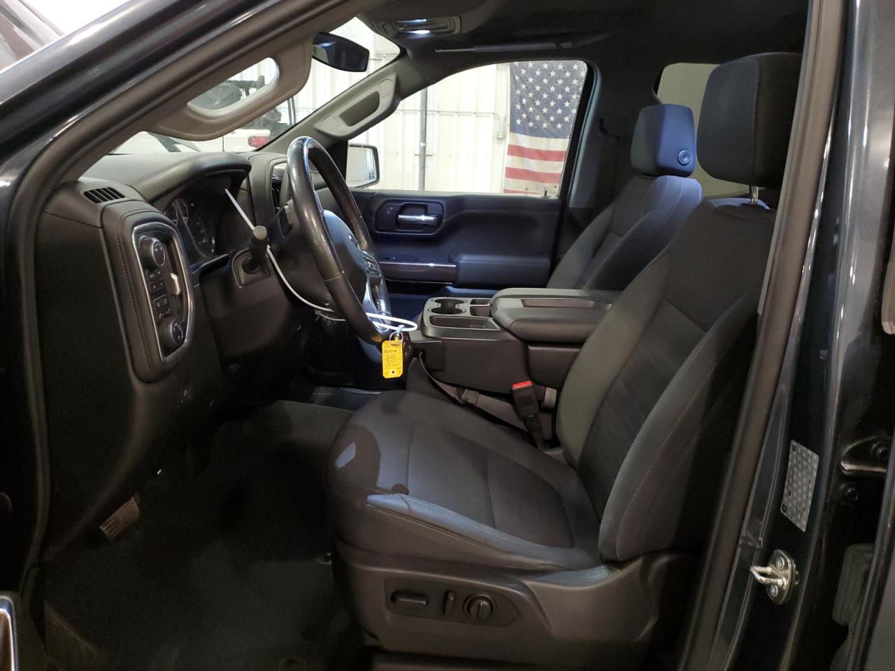 2019 Chevrolet Silverado K1500 Rst VIN: 1GCRYEED8KZ353108 Lot: 82232875