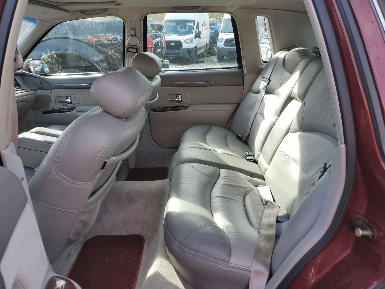 1996 Lincoln Town Car Signature VIN: 1LNLM82W0TY694305 Lot: 90059545