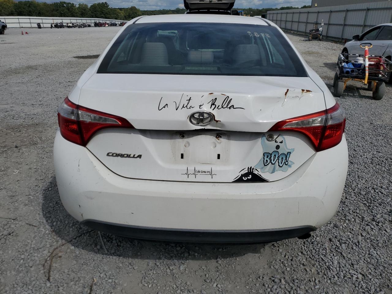 2015 Toyota Corolla L VIN: 2T1BURHE6FC412469 Lot: 84954165