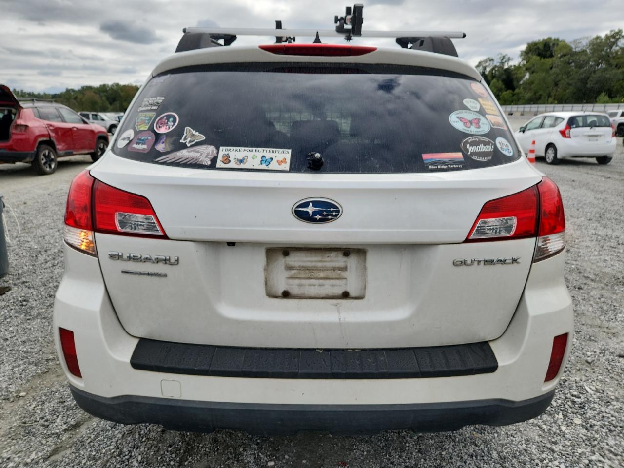 2014 Subaru Outback 2.5I Limited VIN: 4S4BRCLC6E3303694 Lot: 85183695
