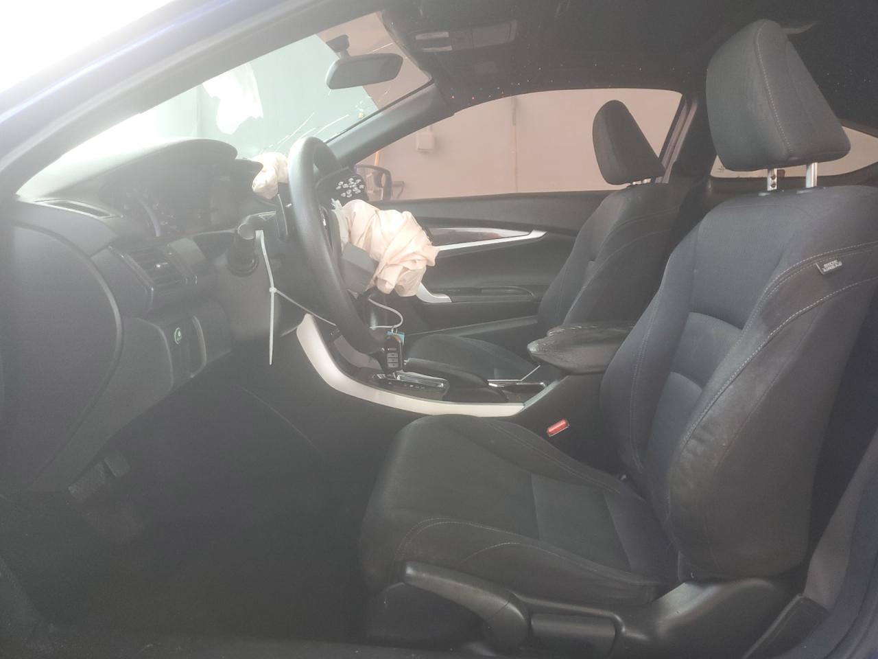 2014 Honda Accord Ex VIN: 1HGCT1B71EA013833 Lot: 84811545