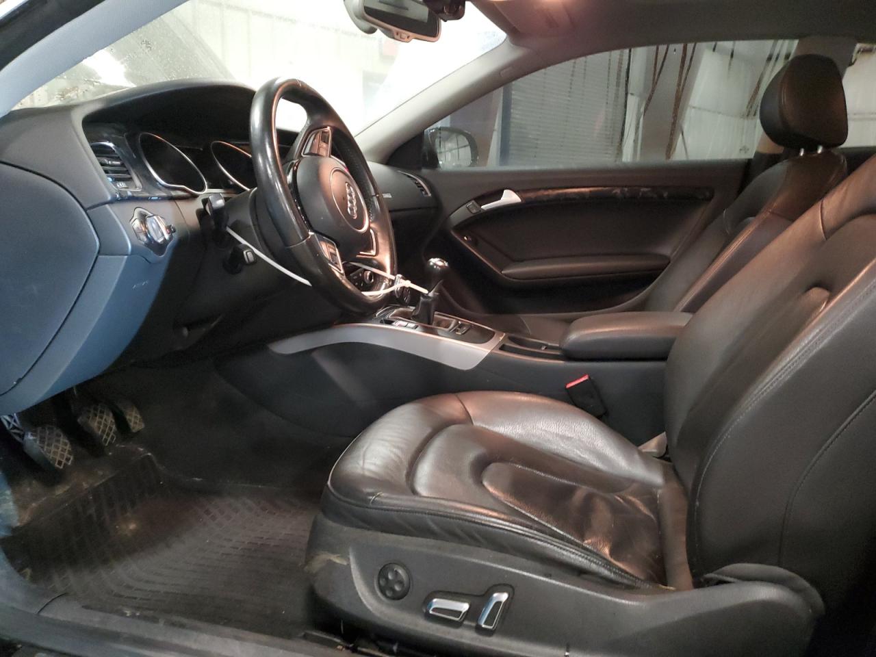 2014 Audi A5 Premium VIN: WAUGFBFR0EA004904 Lot: 90699625