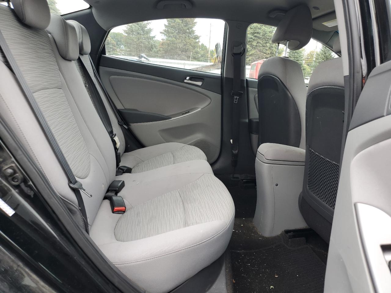 2017 Hyundai Accent Se VIN: KMHCT4AE1HU355412 Lot: 85660695