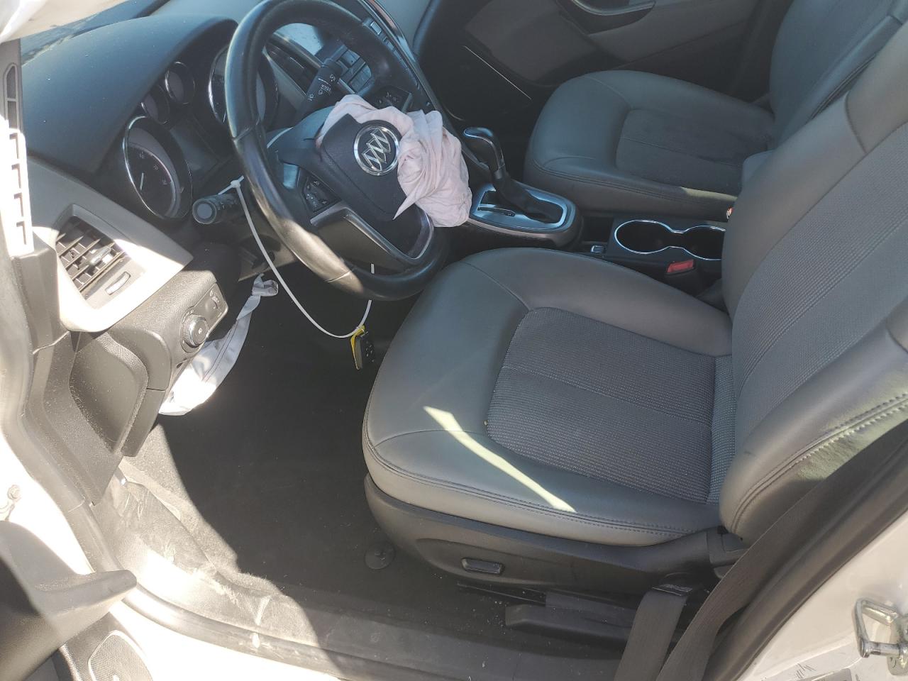 2015 Buick Verano Convenience VIN: 1G4PR5SK5F4218609 Lot: 82752105