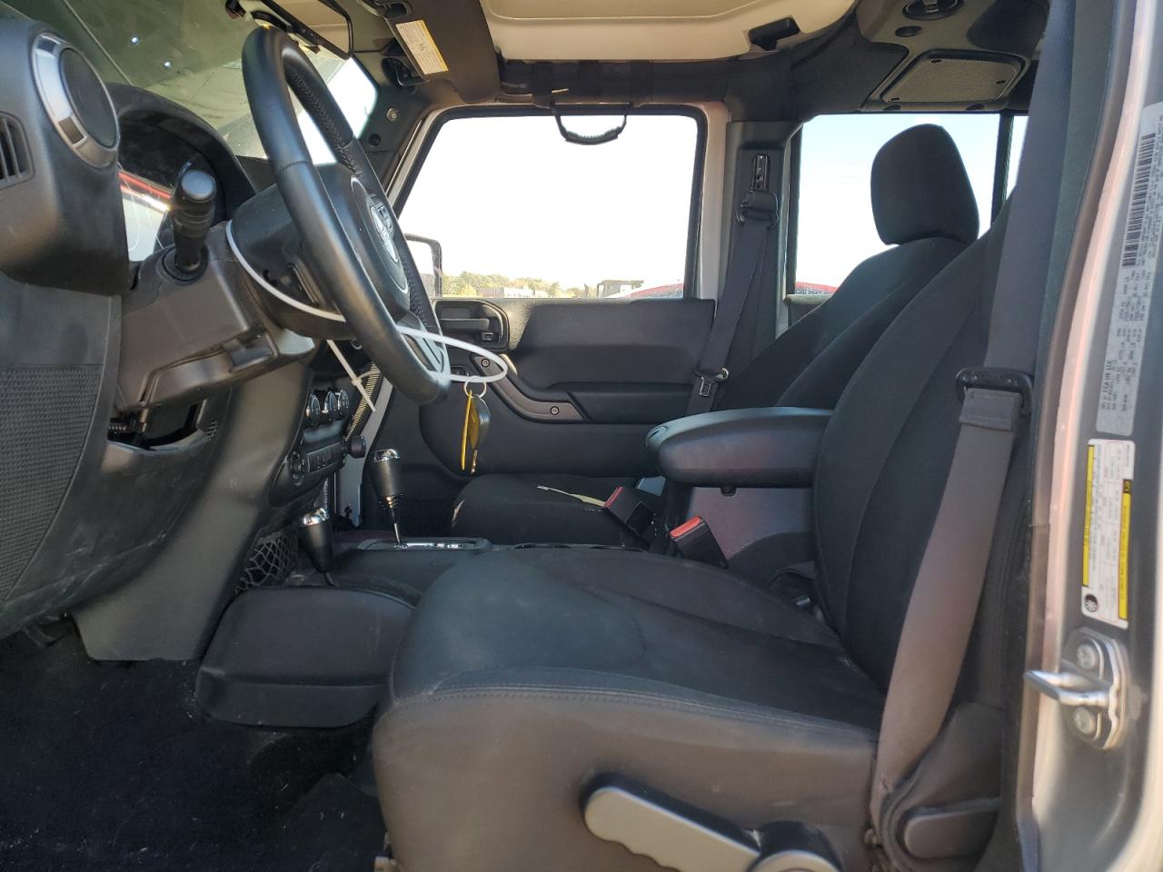 2017 Jeep Wrangler Unlimited Sport VIN: 1C4BJWDG4HL527596 Lot: 84440245