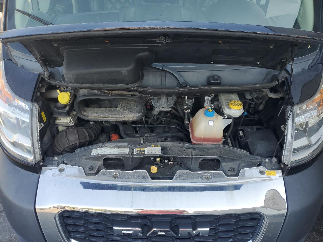 2019 Ram Promaster 2500 2500 High VIN: 3C6TRVPG1KE545614 Lot: 85353885