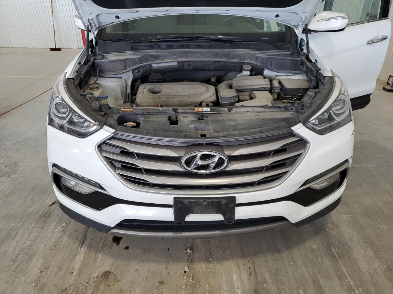 2017 Hyundai Santa Fe Sport VIN: 5NMZU3LB9HH050465 Lot: 81985735