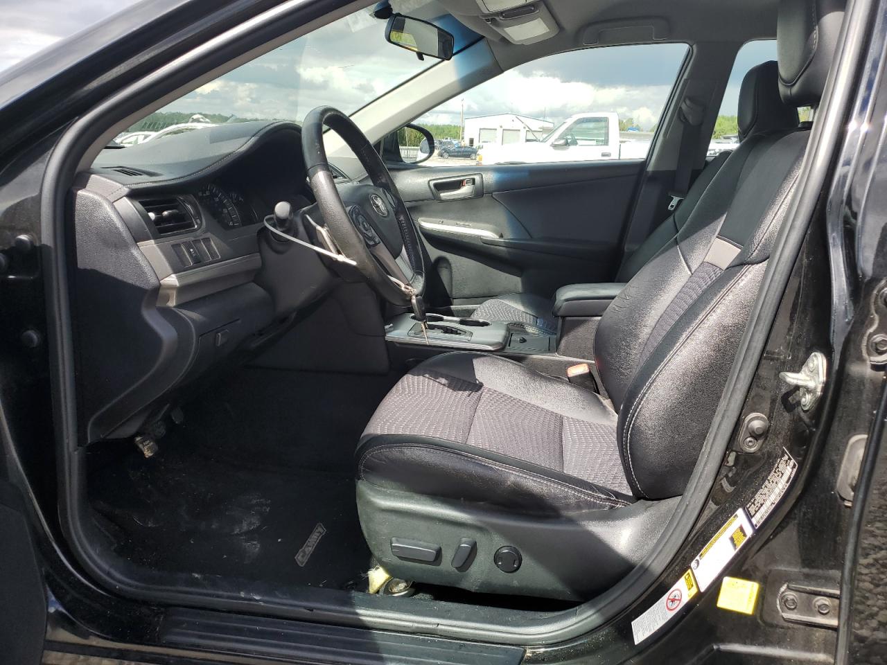 2014 Toyota Camry L VIN: 4T1BF1FKXEU341696 Lot: 82288695