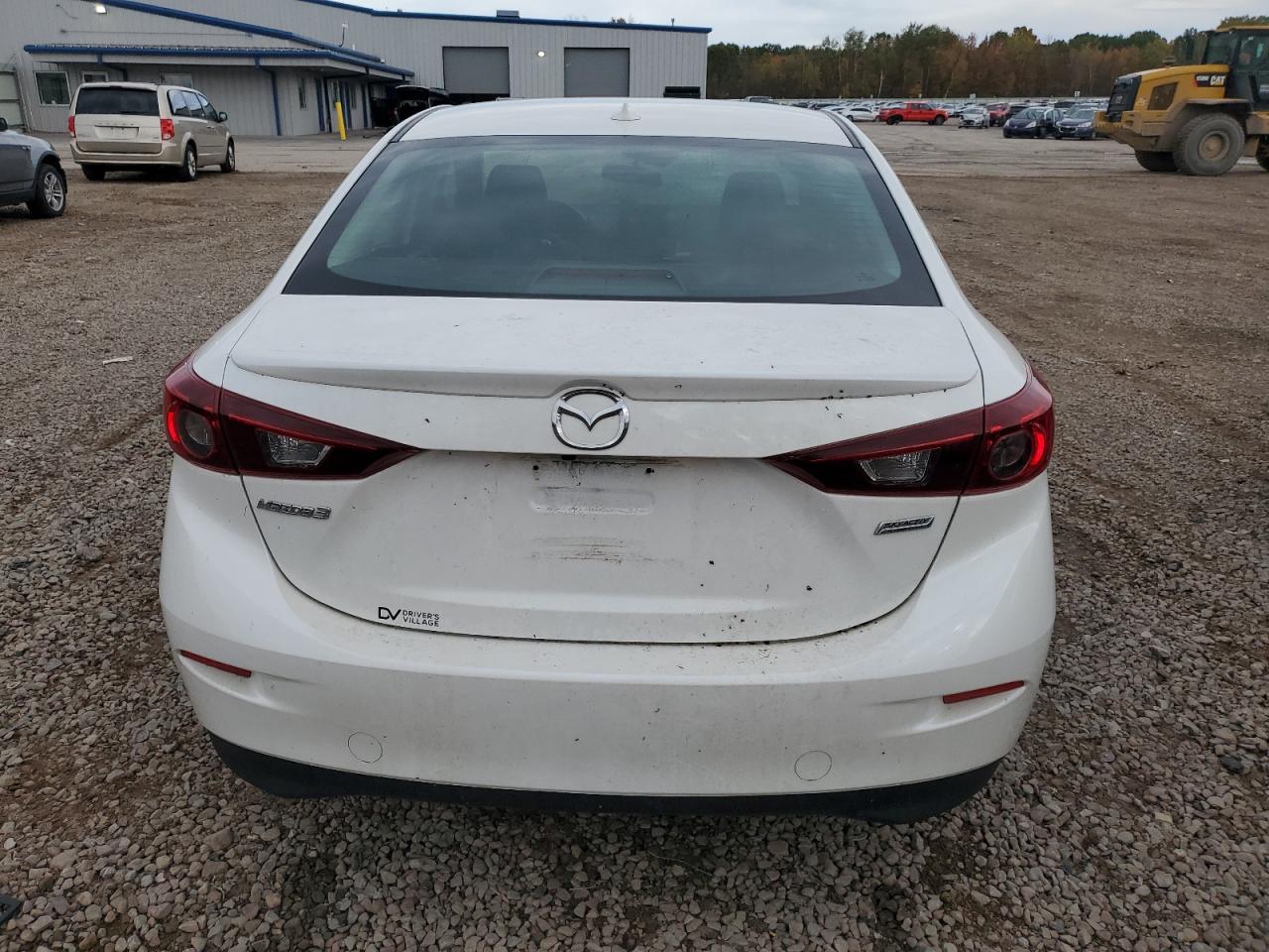 2018 Mazda 3 Touring VIN: 3MZBN1V30JM262163 Lot: 86209395