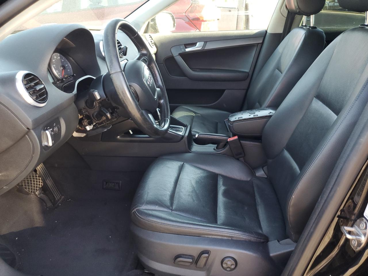 2013 Audi A3 Premium VIN: WAUBEAFM9DA028998 Lot: 85157915