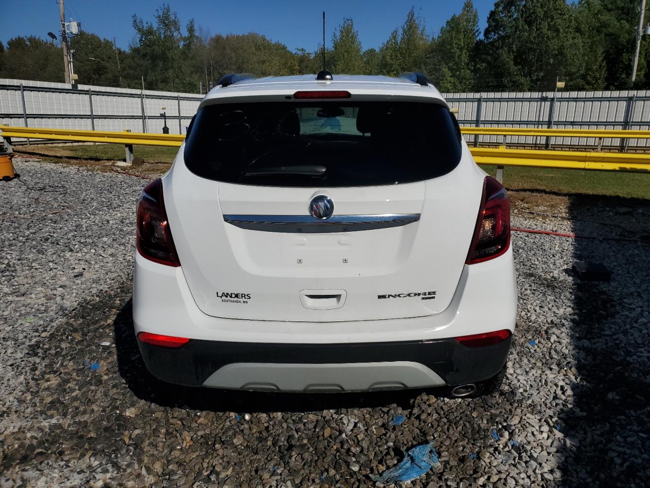 2022 Buick Encore Preferred VIN: KL4CJESMXNB558595 Lot: 89503365