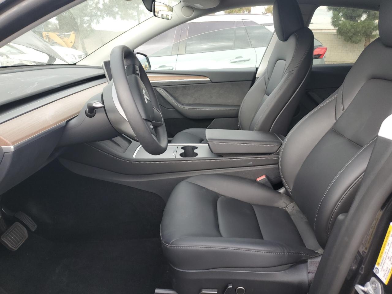 2024 Tesla Model Y VIN: 7SAYGDED5RF076736 Lot: 85385165