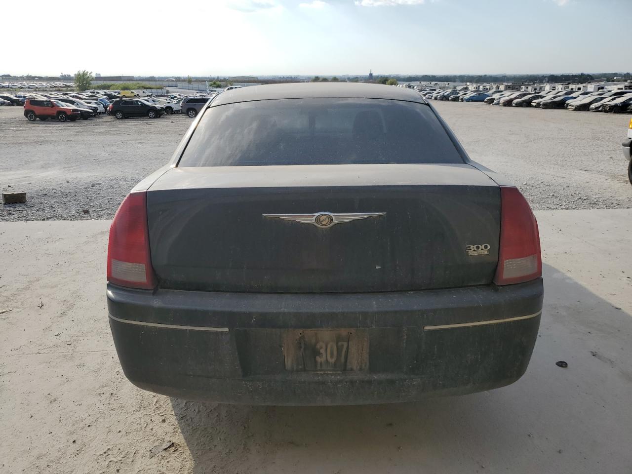 2005 Chrysler 300 Touring VIN: 2C3JA53G45H654305 Lot: 81992455