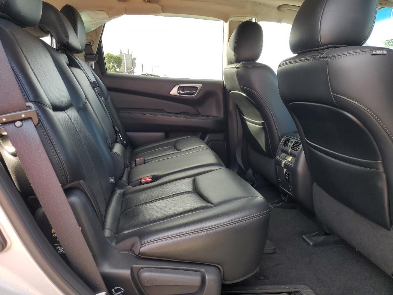 2016 Nissan Pathfinder S VIN: 5N1AR2MN8GC656821 Lot: 85945395