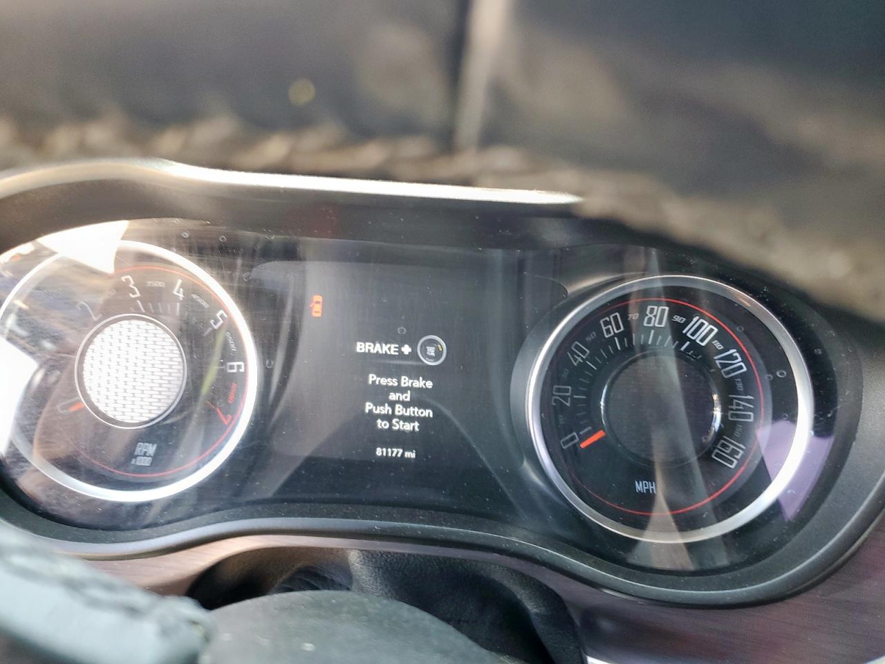 2018 Dodge Challenger Sxt VIN: 2C3CDZAG4JH215464 Lot: 85296145