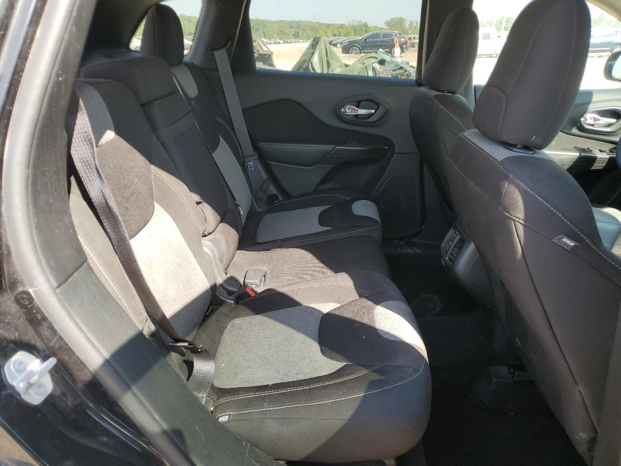 2016 Jeep Cherokee VIN: 1C4PJMAB0GW280139 Lot: 83992065