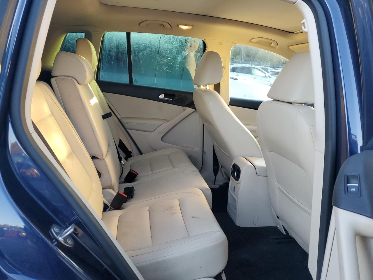 2016 Volkswagen Tiguan S VIN: WVGBV7AXXGW601675 Lot: 84568595