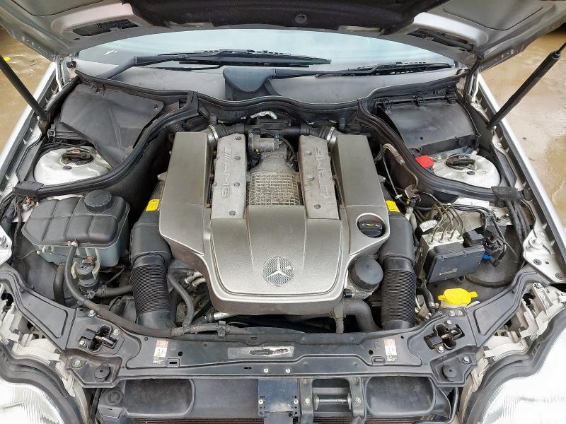 2002 MERCEDES C32 AMG 