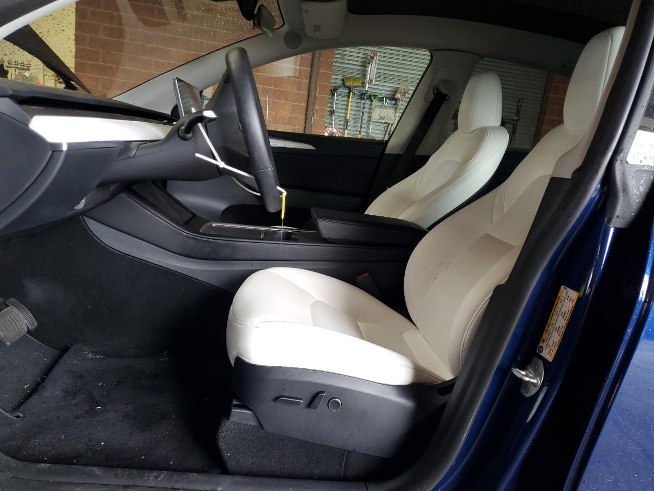 2023 Tesla Model Y VIN: 7SAYGDEE9PF815046 Lot: 86676295