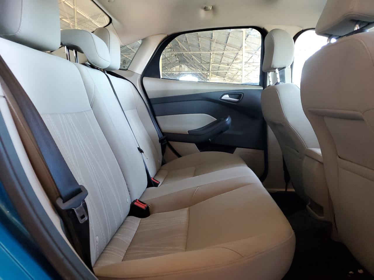 2015 Ford Focus Se VIN: 1FADP3F29FL306571 Lot: 82182815