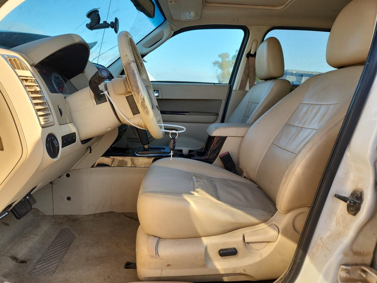 2010 Ford Escape Limited VIN: 1FMCU9EG7AKA45448 Lot: 86140385