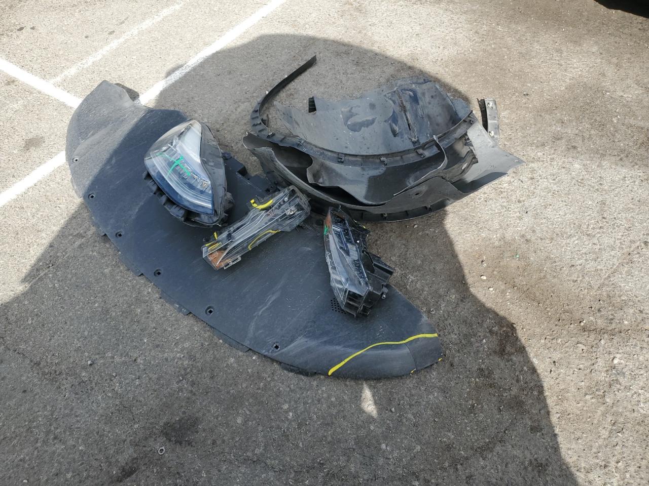 2020 Tesla Model Y VIN: 5YJYGDEE4LF015679 Lot: 84949365