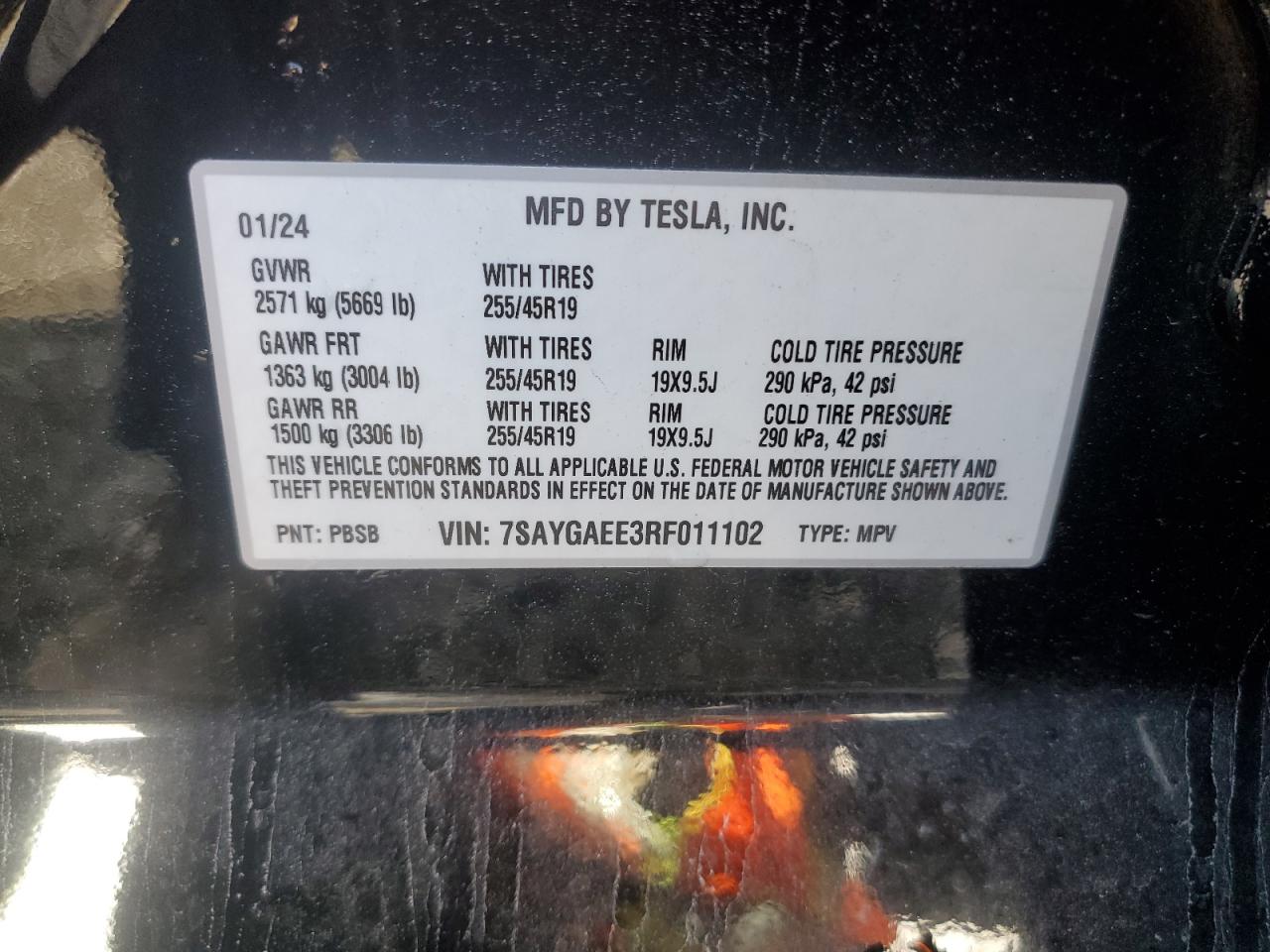 2024 Tesla Model Y VIN: 7SAYGAEE3RF011102 Lot: 82683615