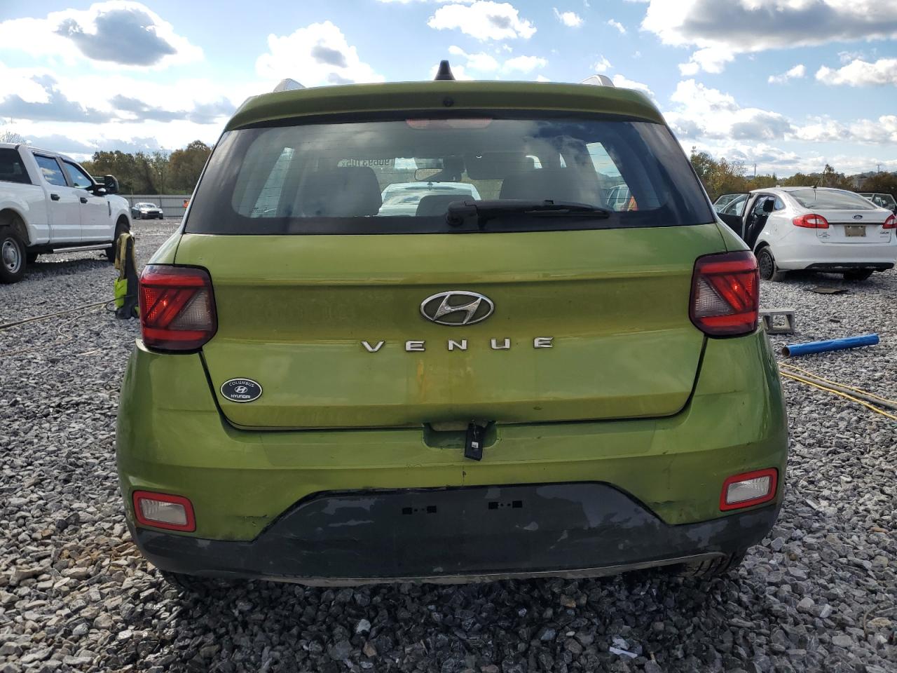 2021 Hyundai Venue Sel VIN: KMHRC8A31MU075516 Lot: 90693105