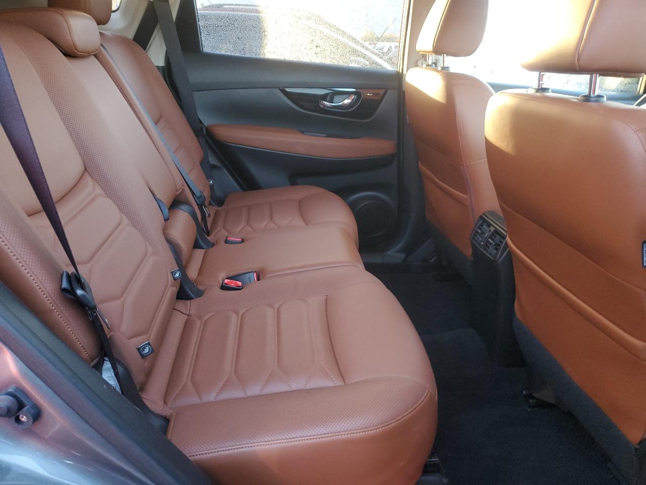 2018 Nissan Rogue S VIN: JN8AT2MT5JW469924 Lot: 89578375