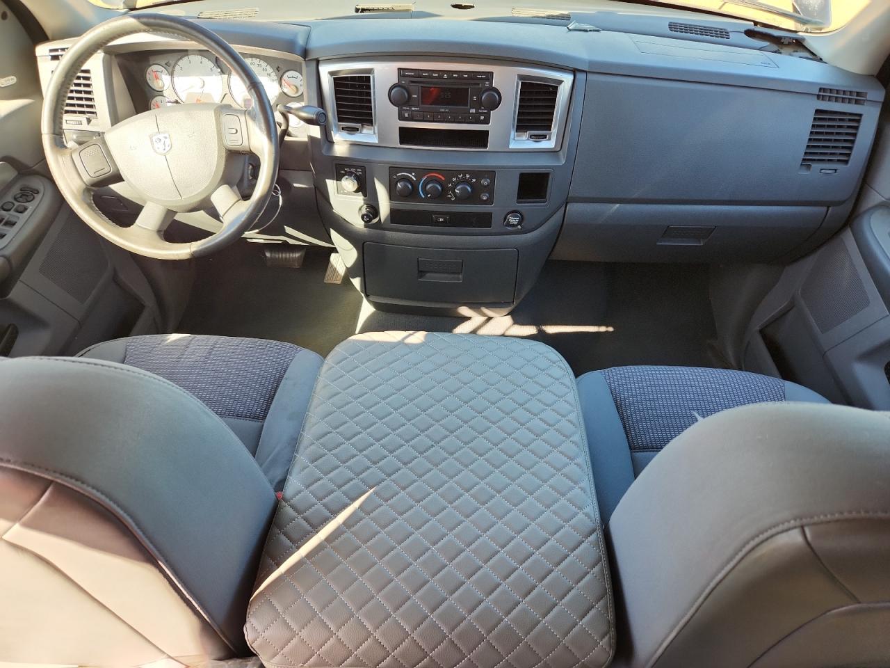 2008 Dodge Ram 1500 St VIN: 1D7HU182X8S584383 Lot: 82708945
