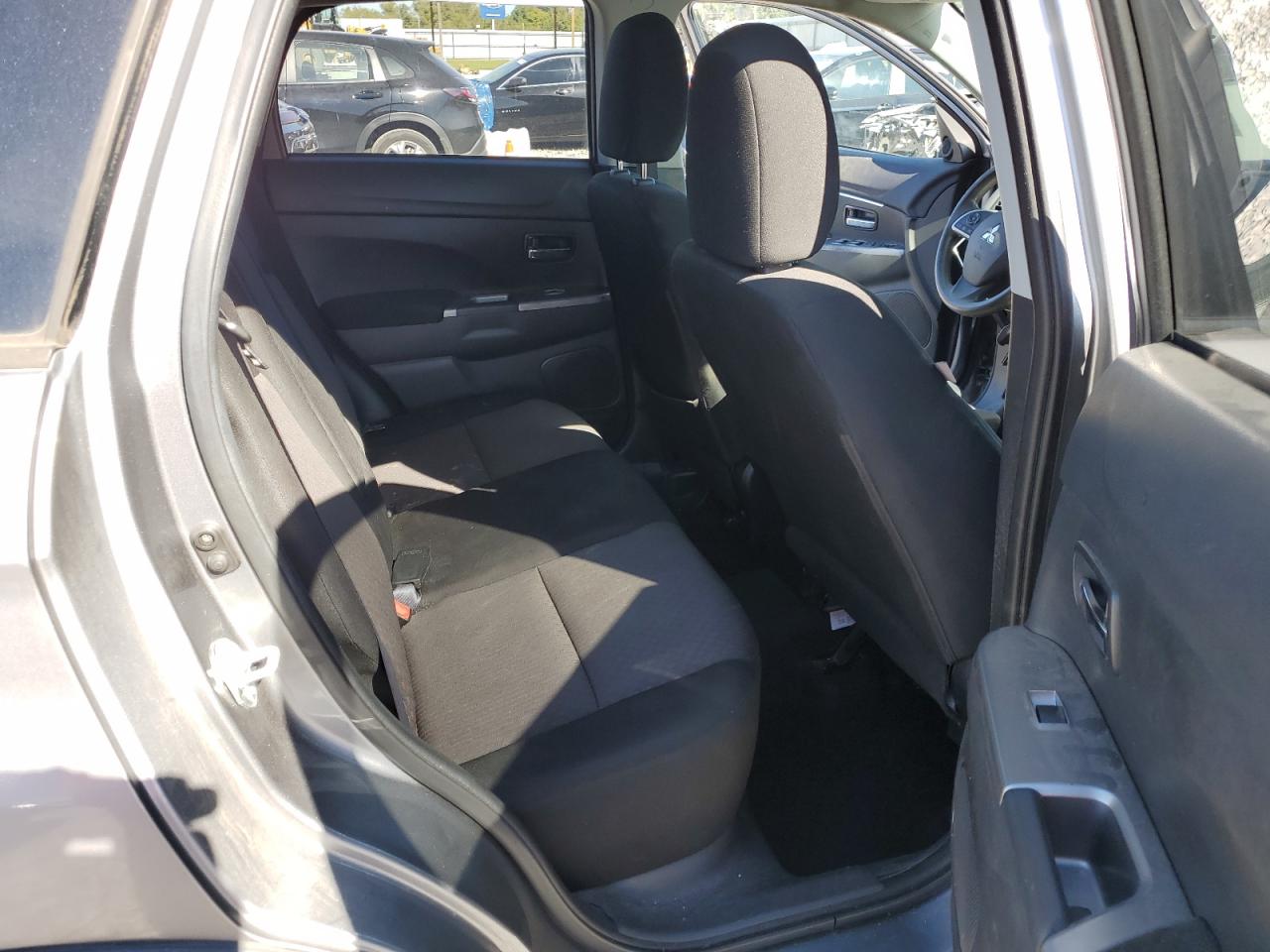 2019 Mitsubishi Outlander Sport Es VIN: JA4AP3AUXKU016800 Lot: 82703025