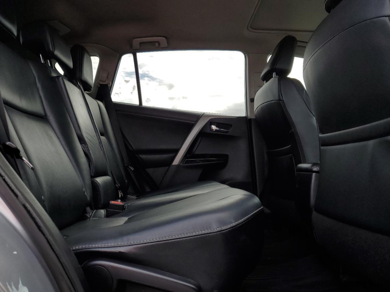 2018 Toyota Rav4 Limited VIN: 2T3DFREV3JW708670 Lot: 82340105