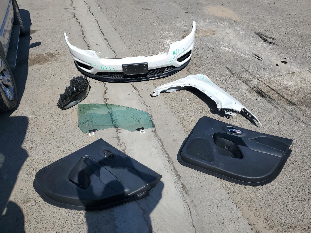 2019 Jeep Cherokee Latitude Plus VIN: 1C4PJLLXXKD286392 Lot: 85587745