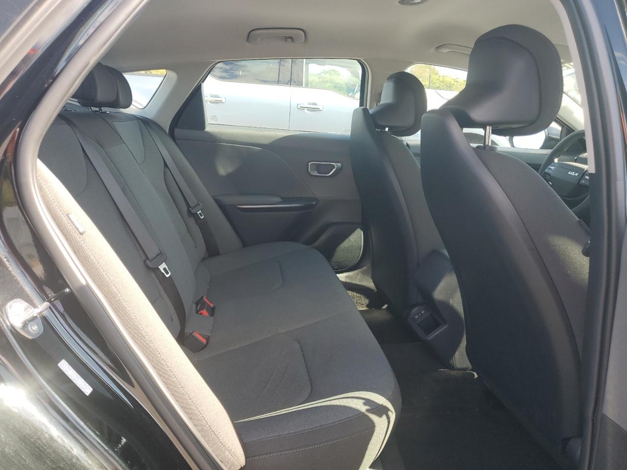 2025 Kia K4 Lx VIN: 3KPFT4DE7SE118992 Lot: 84979585