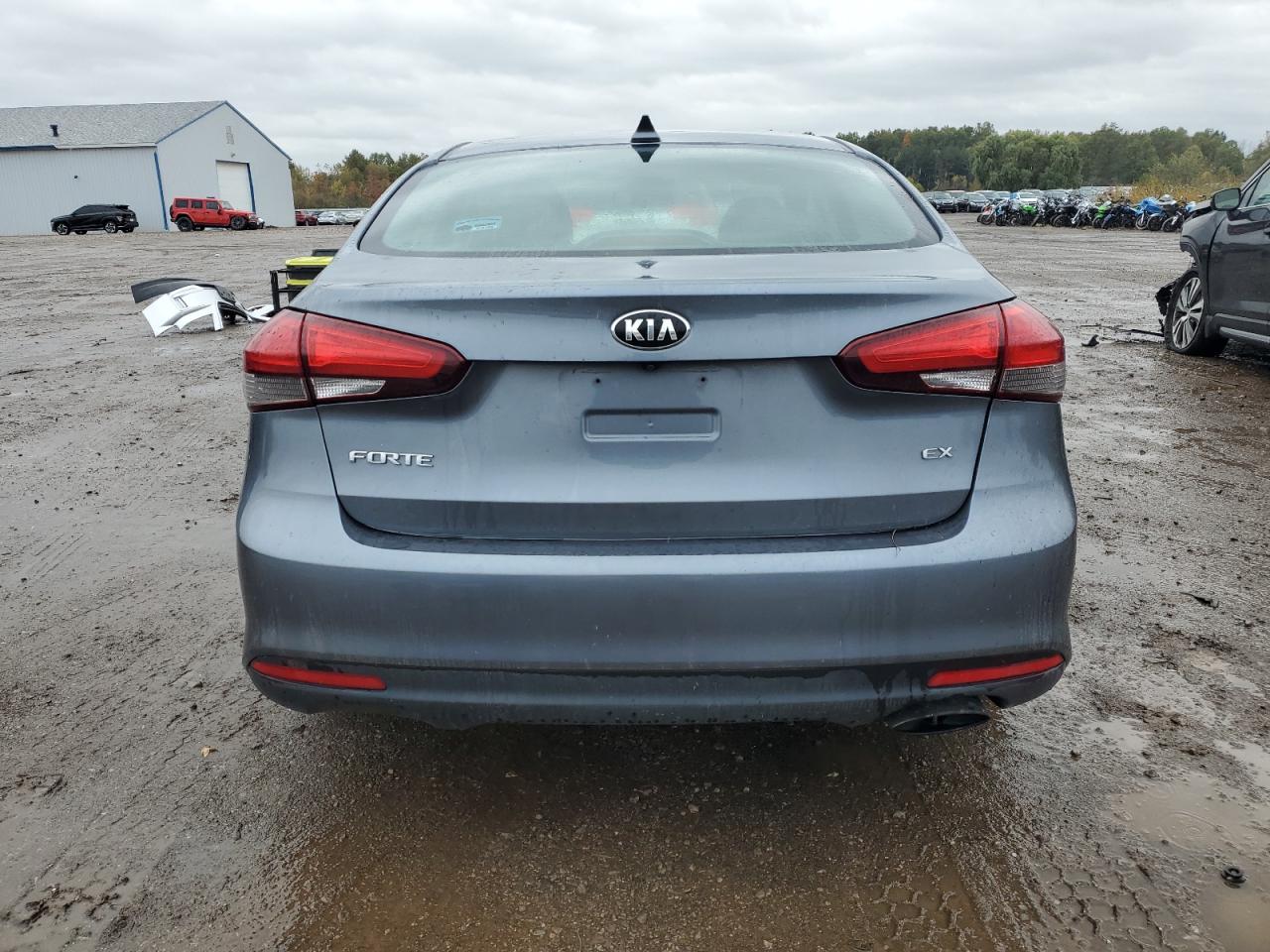 2017 Kia Forte Ex VIN: 3KPFL4A83HE113974 Lot: 82673445
