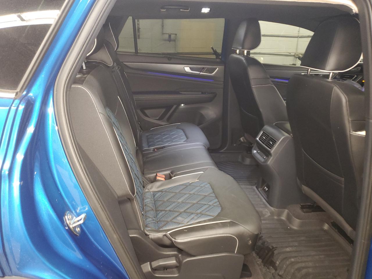 2024 Volkswagen Atlas Cross Sport Sel Premium R-Line VIN: 1V2FE2CA2RC219211 Lot: 90292755