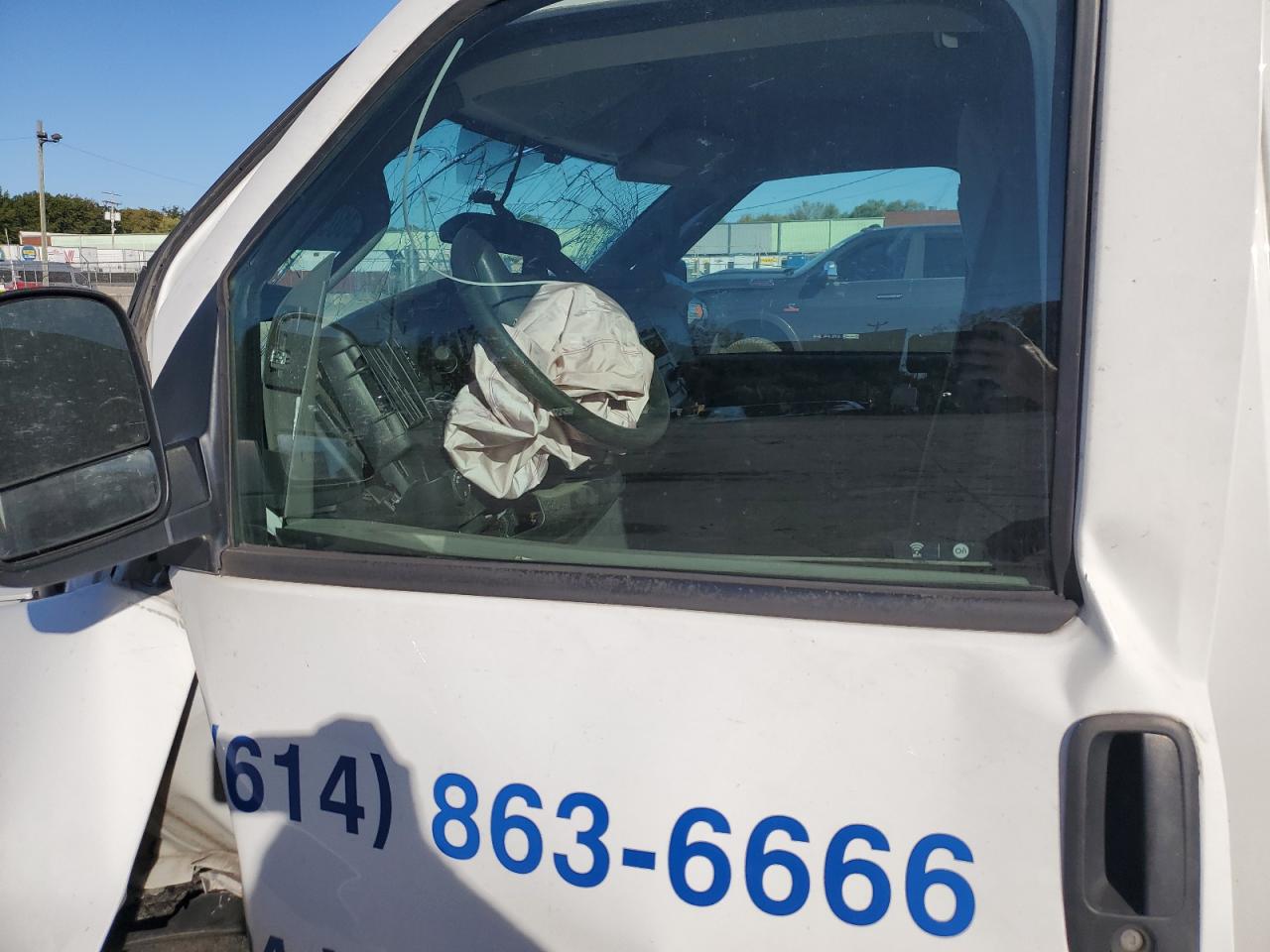 2018 Chevrolet Express G2500 VIN: 1GCWGAF11J1303618 Lot: 82580935