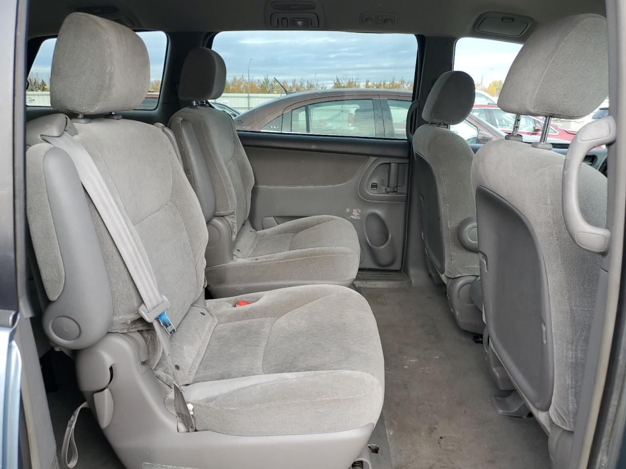 2004 Toyota Sienna Ce VIN: 5TDZA29C14S215550 Lot: 85547155