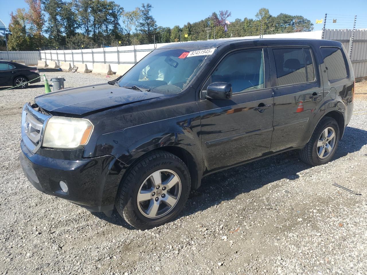 2011 HONDA PILOT BLACK VIN: 5FNYF3H51BB051403