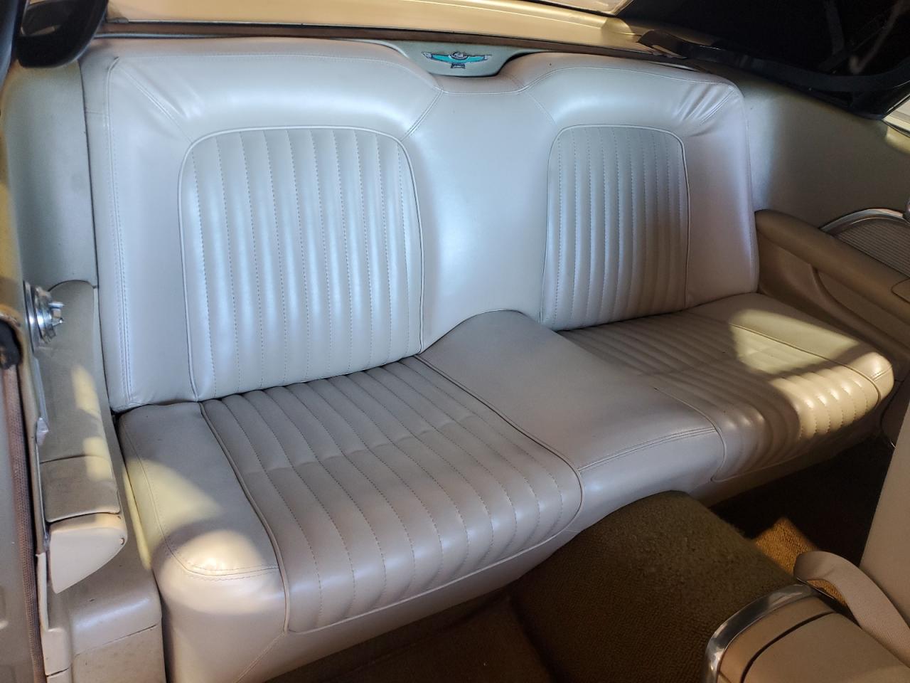 1962 Ford T Bird VIN: 2Y85Z173642 Lot: 85913505