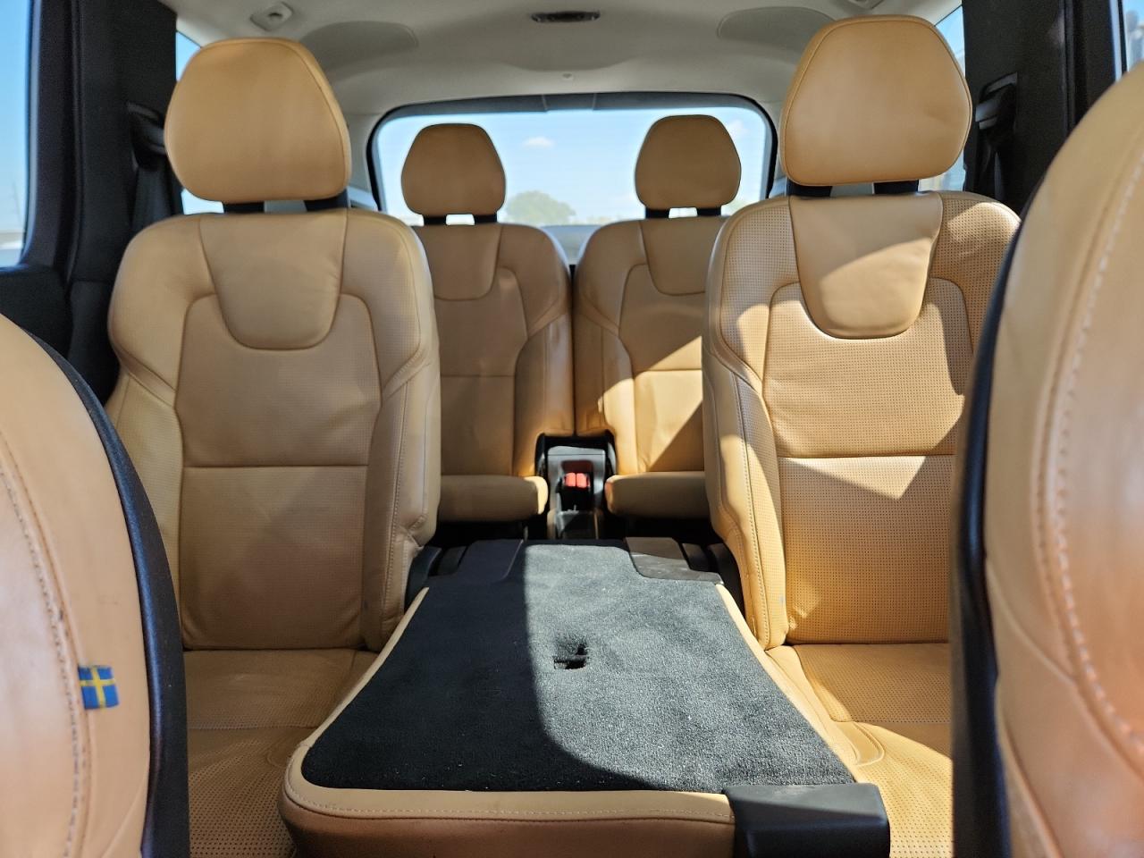 2016 Volvo Xc90 T6 VIN: YV4A22PL8G1048762 Lot: 82496225