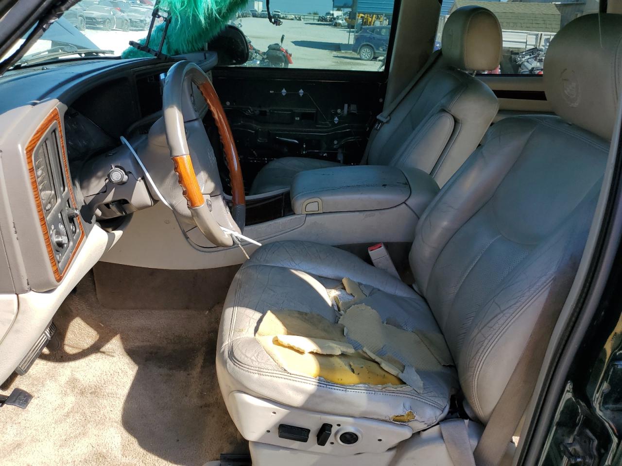 2003 Cadillac Escalade Luxury VIN: 1GYEK63N83R225710 Lot: 81077685