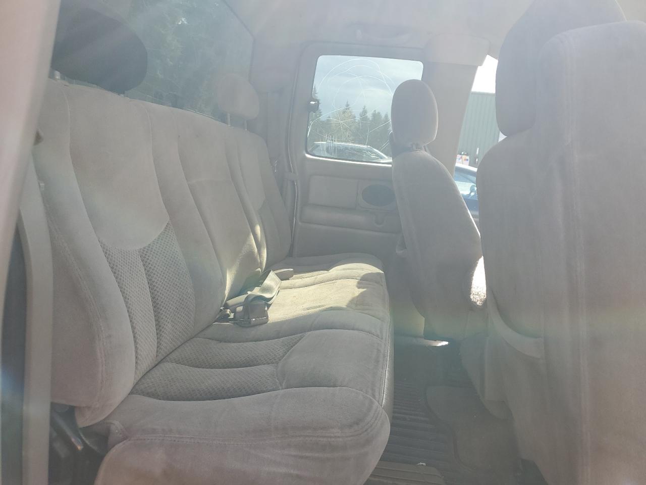 2004 Chevrolet Silverado C1500 VIN: 2GCEC19V441164329 Lot: 84654585