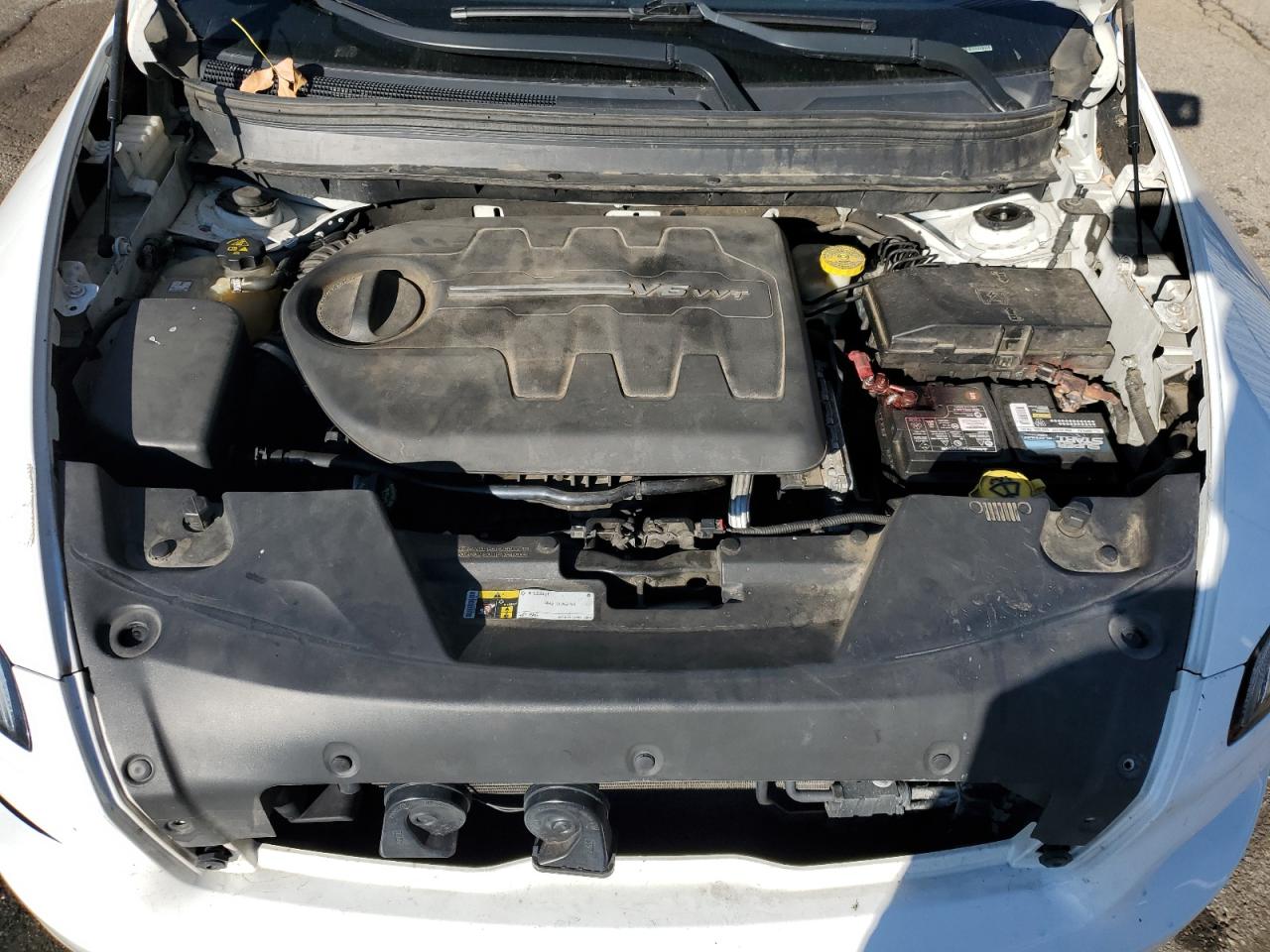 2015 Jeep Cherokee Limited VIN: 1C4PJMDS0FW618729 Lot: 85948615