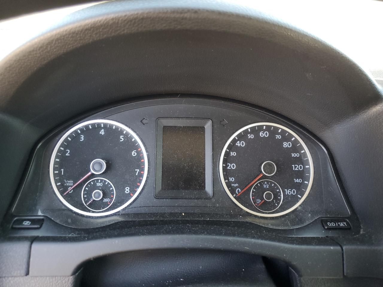 2011 Volkswagen Tiguan S VIN: WVGBV7AX2BW543263 Lot: 82472035