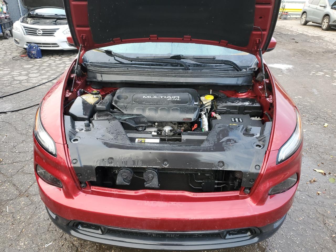 2015 Jeep Cherokee Latitude VIN: 1C4PJMCB7FW675477 Lot: 90687105