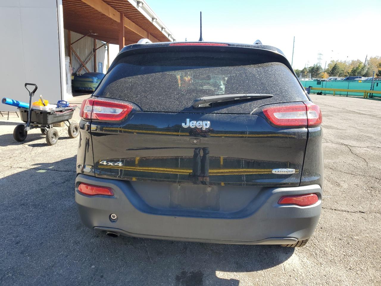 2017 Jeep Cherokee Latitude VIN: 1C4PJMCBXHD220542 Lot: 89563125